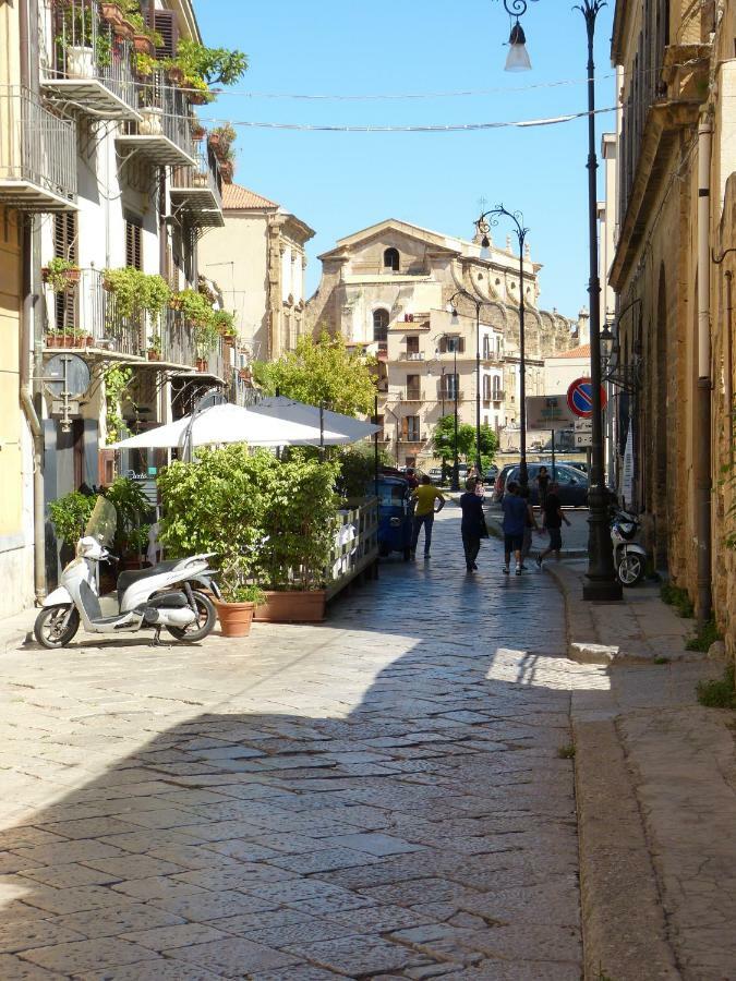Casa Dei Lylium Apartment Palermo Ngoại thất bức ảnh